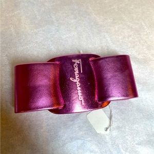 Ferragamo Metallic Bow Clip